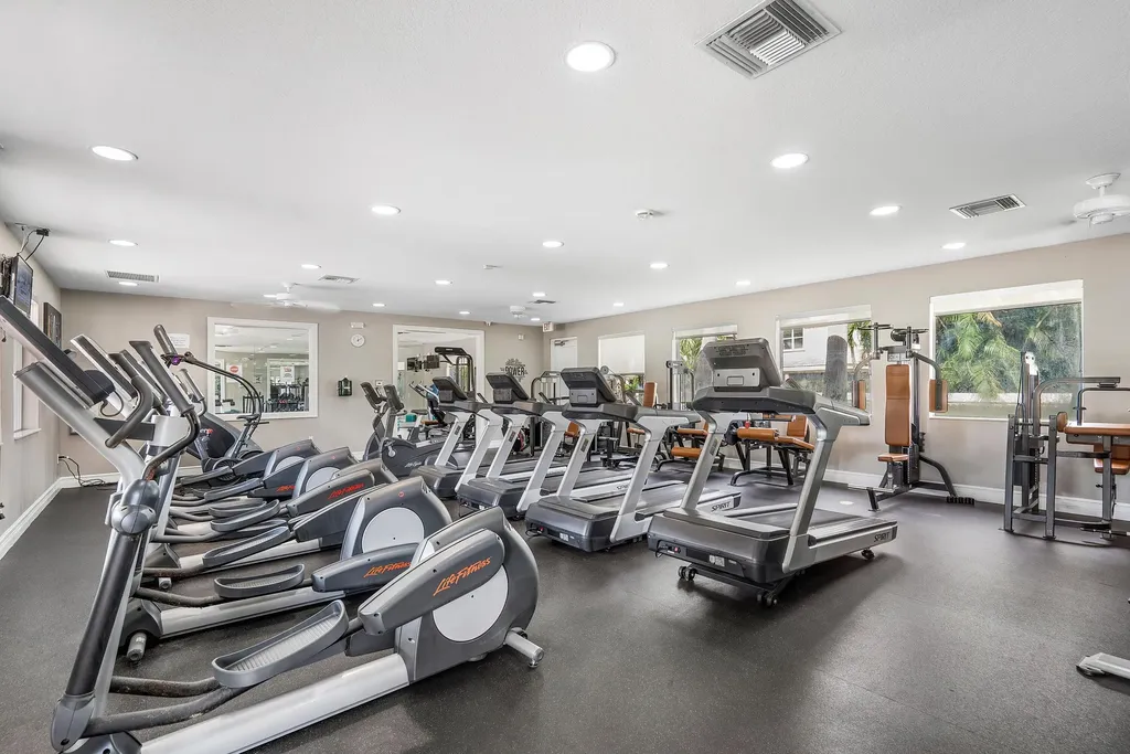 19582 Saturnia Lakes Drive Boca Raton FL 33498