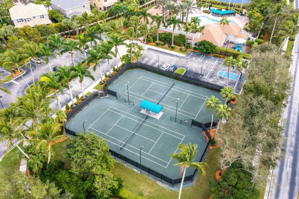 19582 Saturnia Lakes Drive Boca Raton FL 33498