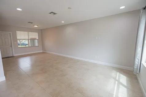 2621 NW Treviso Circle Port St Lucie FL 34986