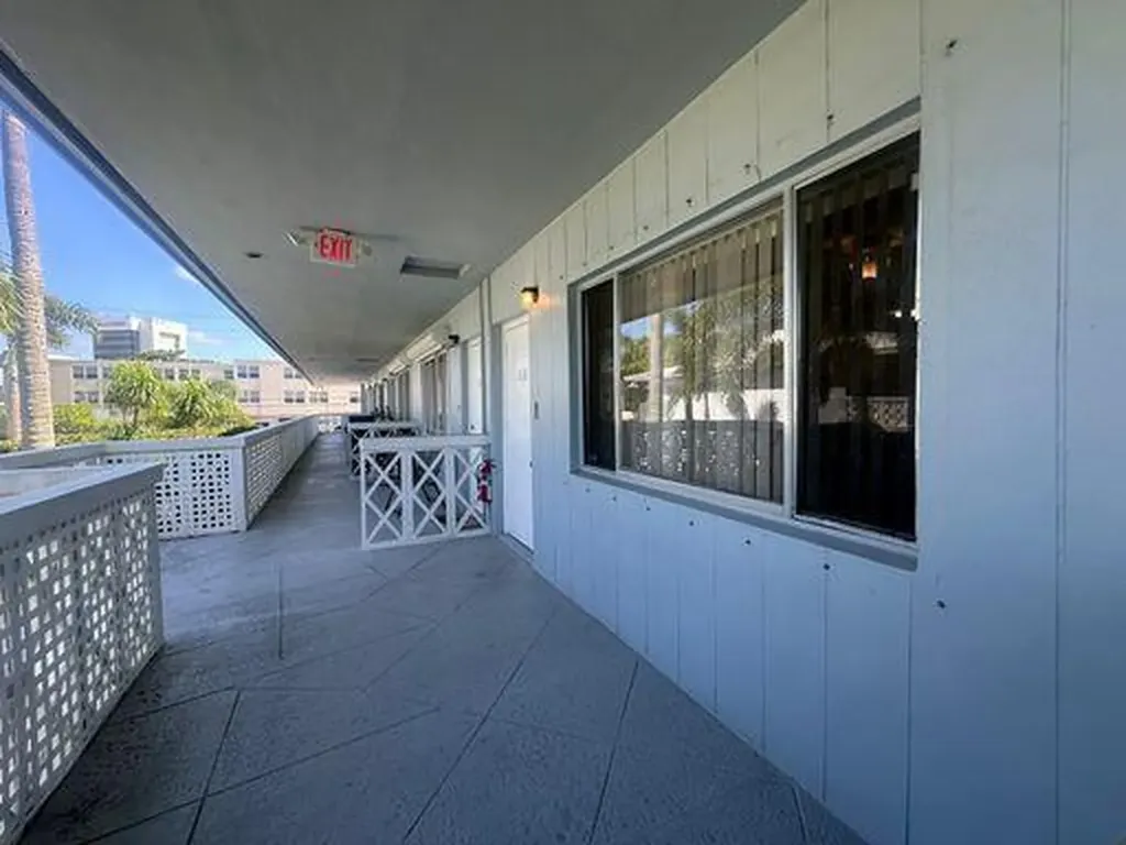 2170 NE 51st Court Fort Lauderdale FL 33308
