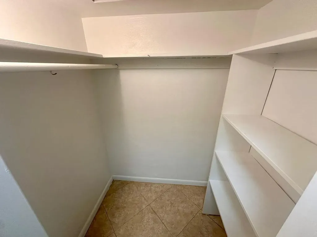 2170 NE 51st Court Fort Lauderdale FL 33308