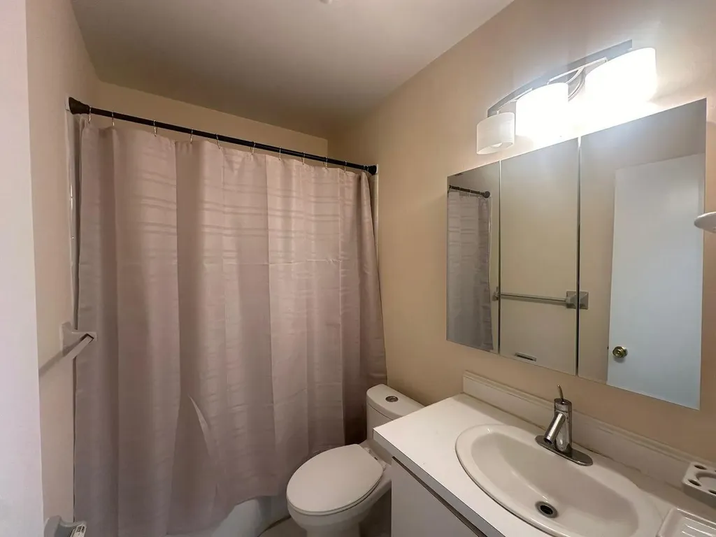 2170 NE 51st Court Fort Lauderdale FL 33308