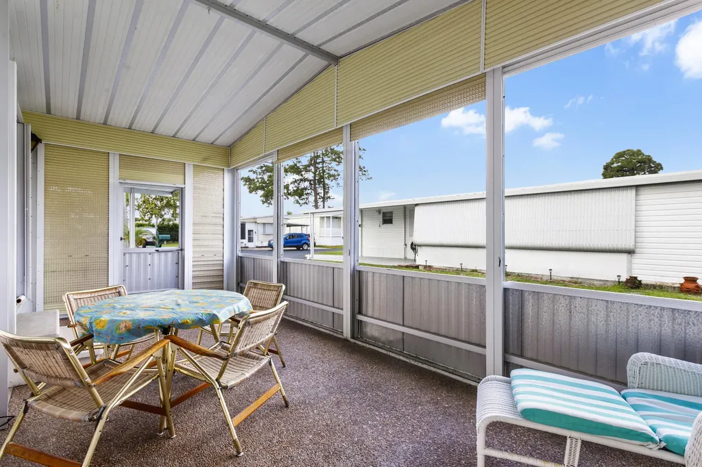 18007 Huapi Bay Boynton Beach FL 33436
