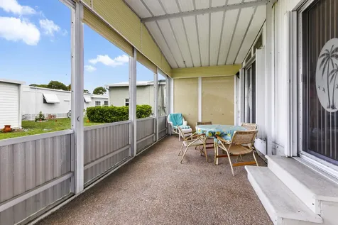 18007 Huapi Bay Boynton Beach FL 33436