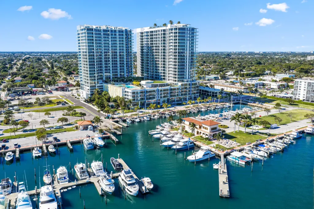 220 Lake Shore Drive Lake Park FL 33403