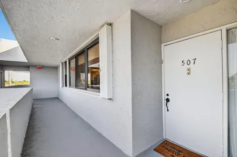 8200 Lakeshore Drive Hypoluxo FL 33462