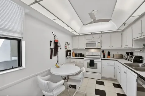 8200 Lakeshore Drive Hypoluxo FL 33462