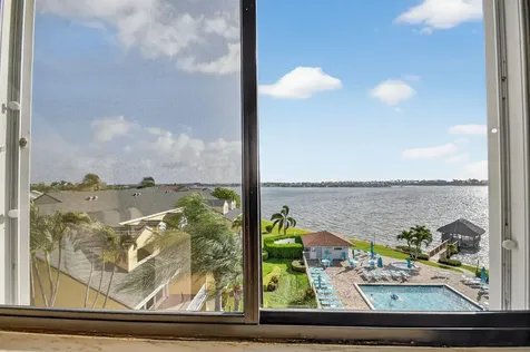 8200 Lakeshore Drive Hypoluxo FL 33462