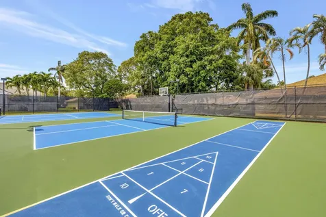 8200 Lakeshore Drive Hypoluxo FL 33462