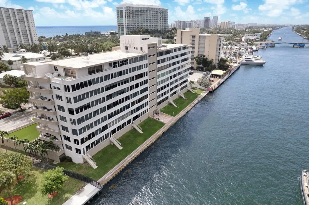 201 N Riverside Drive Pompano Beach FL 33062