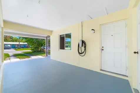 1751 5th Avenue Vero Beach FL 32960