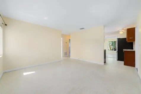 1751 5th Avenue Vero Beach FL 32960