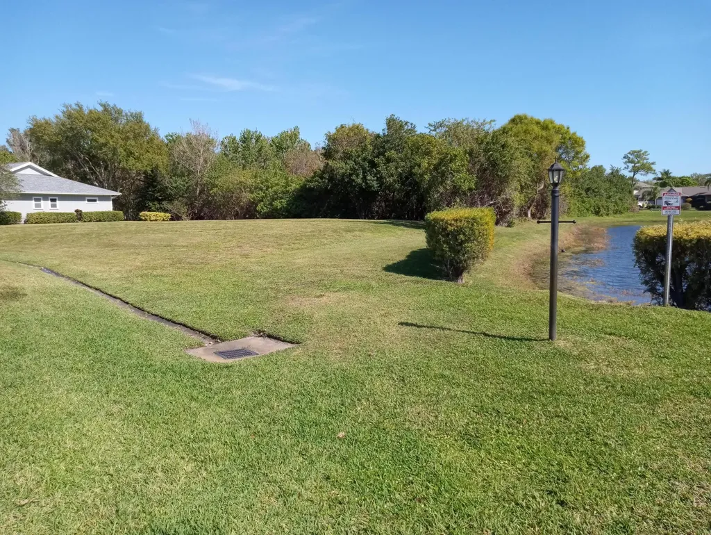 630 E Pointe Court SW Vero Beach FL 32962