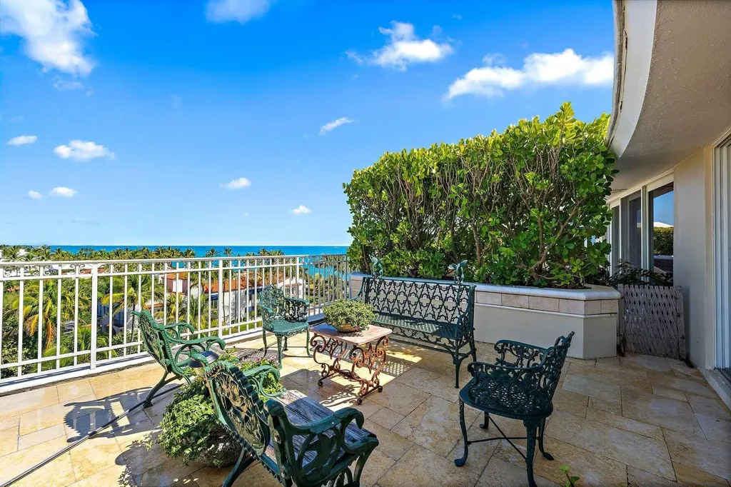 100 Royal Palm Way Palm Beach FL 33480