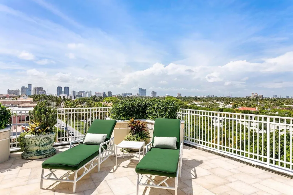 100 Royal Palm Way Palm Beach FL 33480
