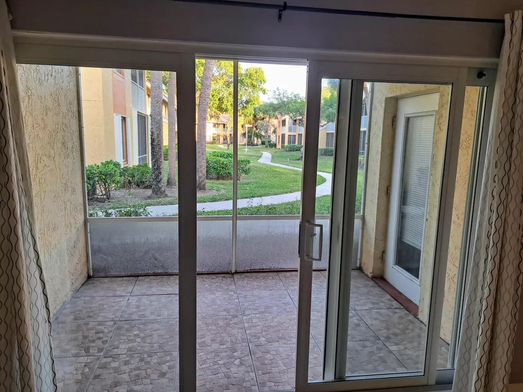 1134 Coral Club Drive Coral Springs FL 33071