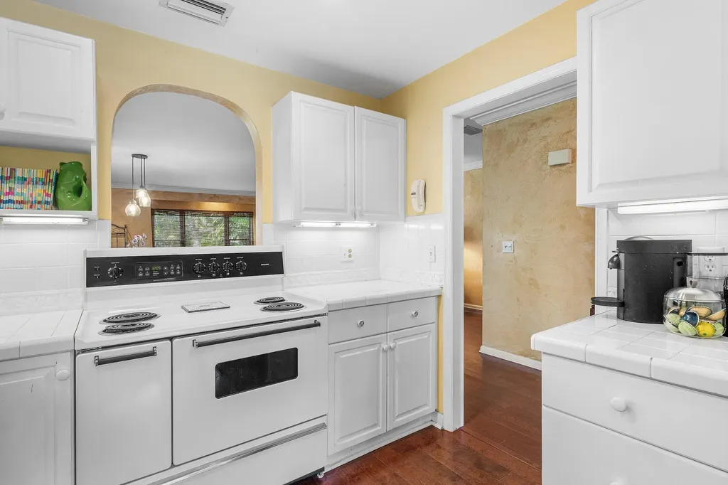 13329 Polo Club Road Wellington FL 33414