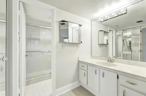 1000 Saint Charles Place Pembroke Pines FL 33026
