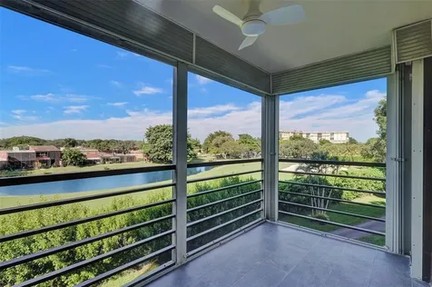 1000 Saint Charles Place Pembroke Pines FL 33026