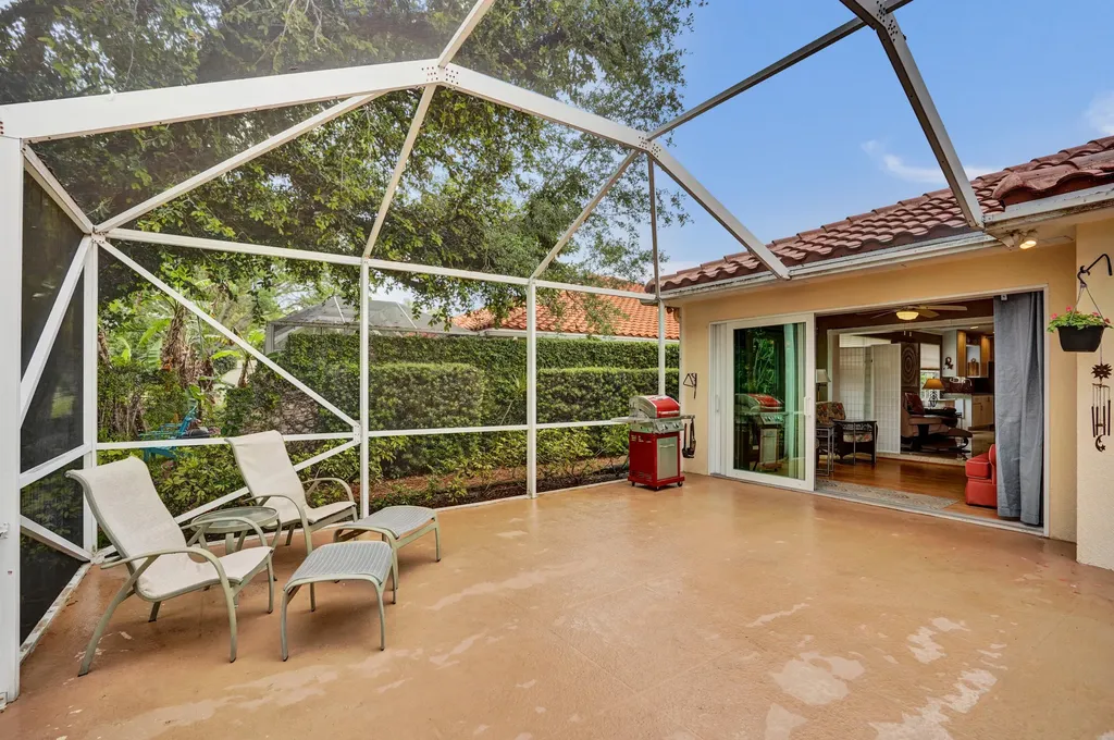 7156 Grassy Bay Drive West Palm Beach FL 33411