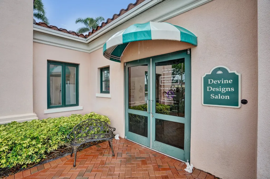 7156 Grassy Bay Drive West Palm Beach FL 33411
