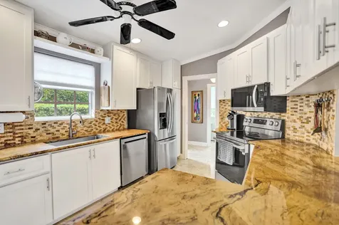 7156 Grassy Bay Drive West Palm Beach FL 33411