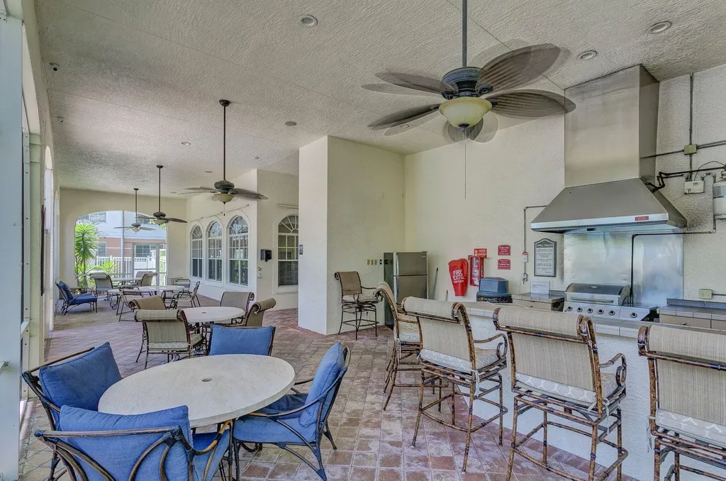 5301 Myrtlewood Circle E Palm Beach Gardens FL 33418