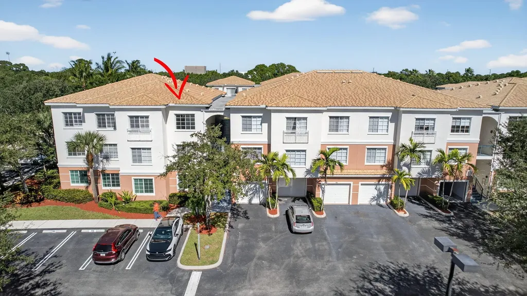 5301 Myrtlewood Circle E Palm Beach Gardens FL 33418