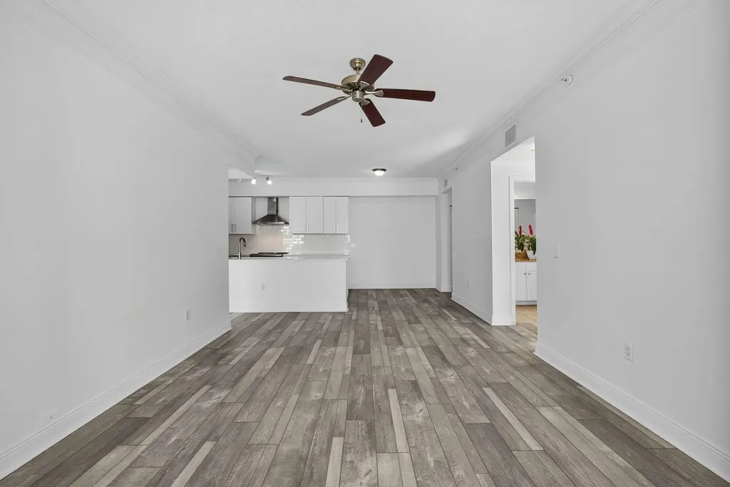 5301 Myrtlewood Circle E Palm Beach Gardens FL 33418