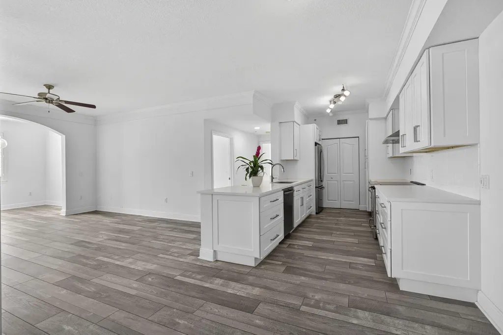 5301 Myrtlewood Circle E Palm Beach Gardens FL 33418