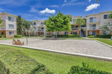 5301 Myrtlewood Circle E Palm Beach Gardens FL 33418