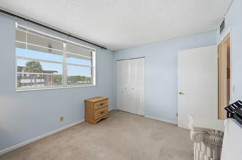 2991 NW 46th Avenue Lauderdale Lakes FL 33313