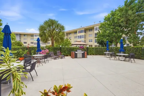 2991 NW 46th Avenue Lauderdale Lakes FL 33313
