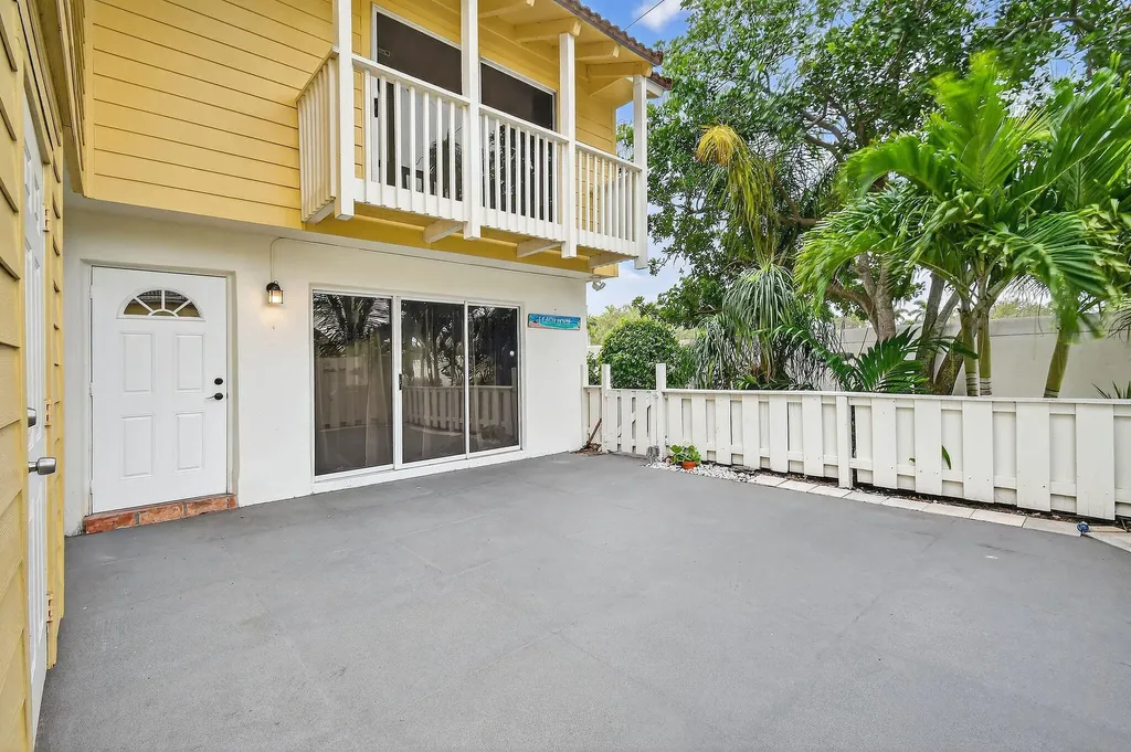 170 Seabreeze Circle Jupiter FL 33477