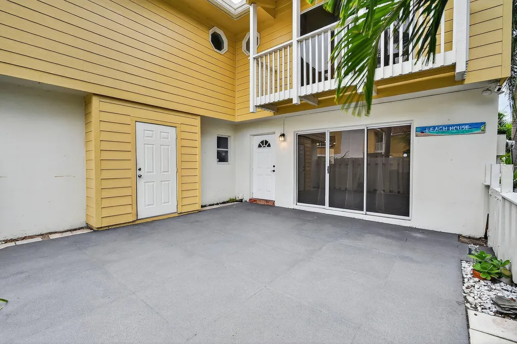 170 Seabreeze Circle Jupiter FL 33477