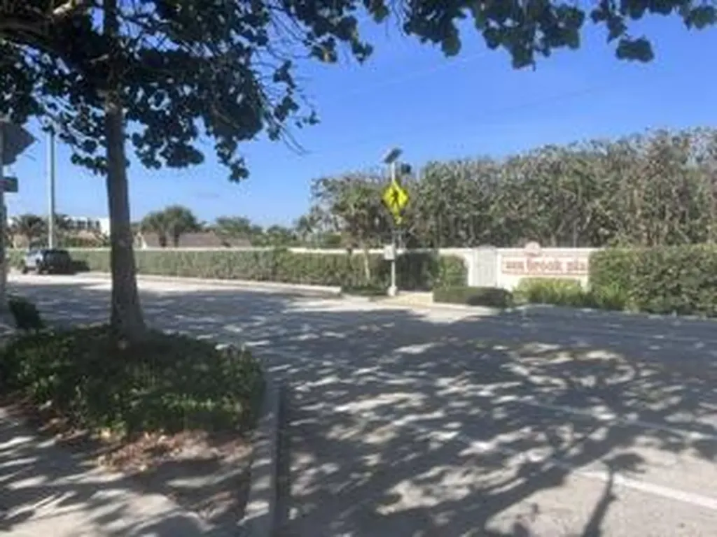 170 Seabreeze Circle Jupiter FL 33477