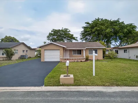 8104 NW 94th Avenue Tamarac FL 33321