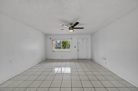 8104 NW 94th Avenue Tamarac FL 33321