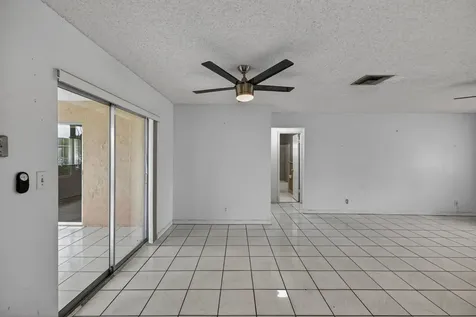 8104 NW 94th Avenue Tamarac FL 33321