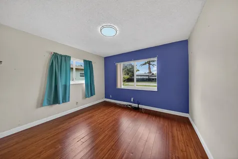 8104 NW 94th Avenue Tamarac FL 33321