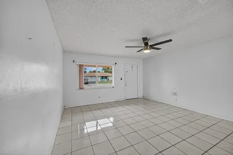 8104 NW 94th Avenue Tamarac FL 33321