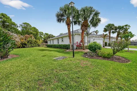 425 SW Talquin Lane Port St Lucie FL 34986