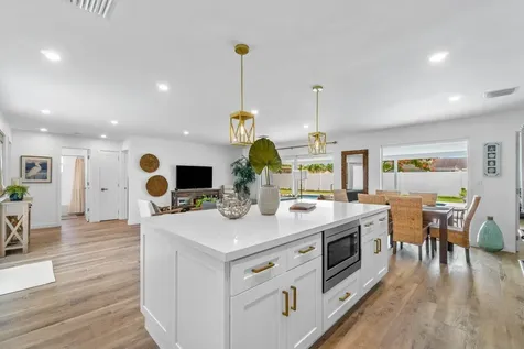 4586 Ellwood Drive Delray Beach FL 33445
