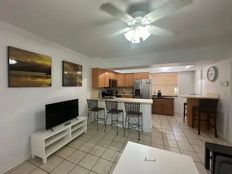 740 NE 37th Street Oakland Park FL 33334