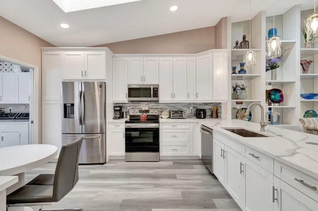 6100 Waldwick Circle Delray Beach FL 33484