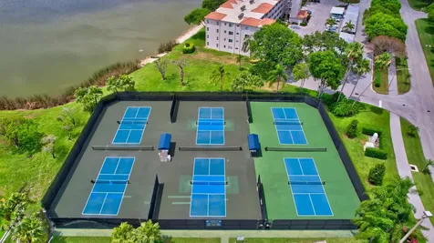 6100 Waldwick Circle Delray Beach FL 33484