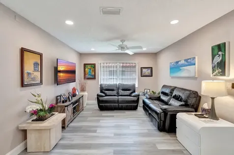 6100 Waldwick Circle Delray Beach FL 33484