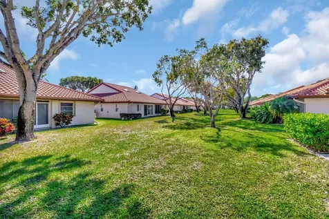 6100 Waldwick Circle Delray Beach FL 33484