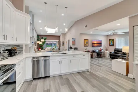 6100 Waldwick Circle Delray Beach FL 33484