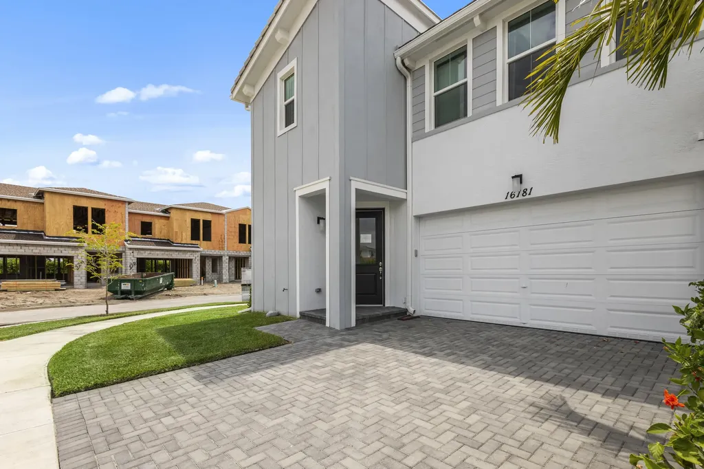 16181 Oakview Drive Westlake FL 33470